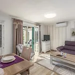 House Jurici Вилла Бадерна