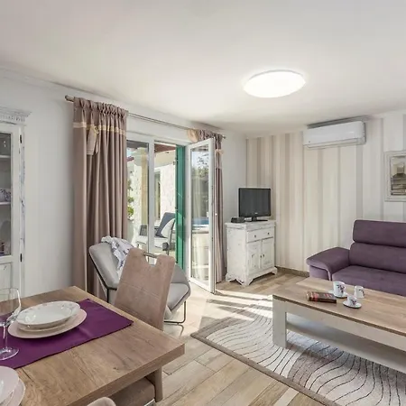 House Jurici Villa Baderna