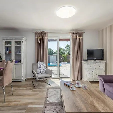 House Jurici Villa