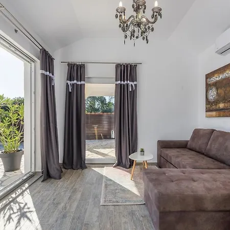 House Jurici